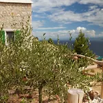 Traditional Island Murvica House *