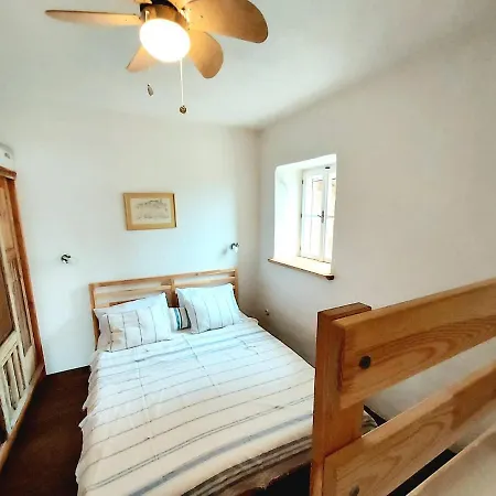 Traditional Island Murvica House Apartment *