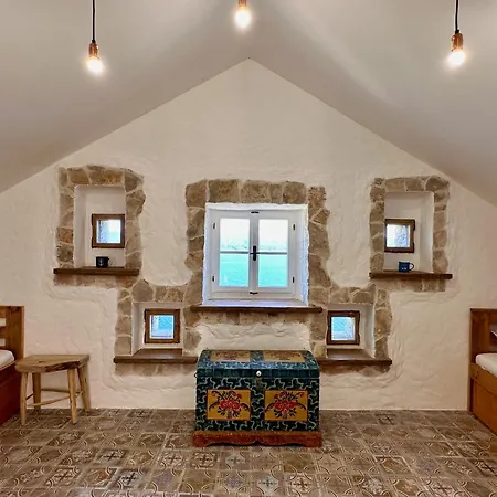 Traditional Island Murvica House Apartment *